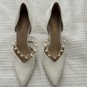 Dream Pairs Women's White Pearl-Embellished Heels